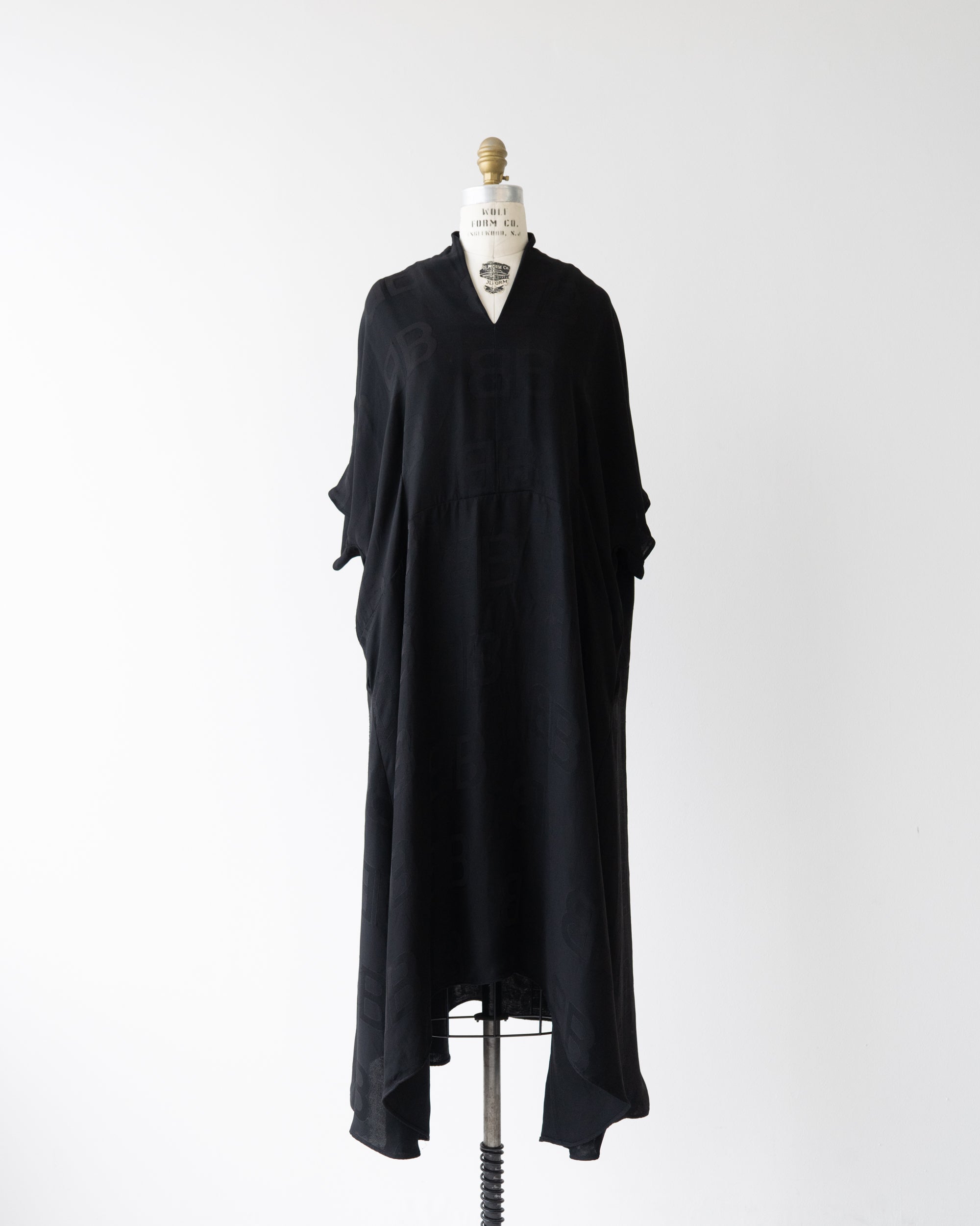 〈BALENCIAGA by Demna Gvasalia〉BB Logo Dress