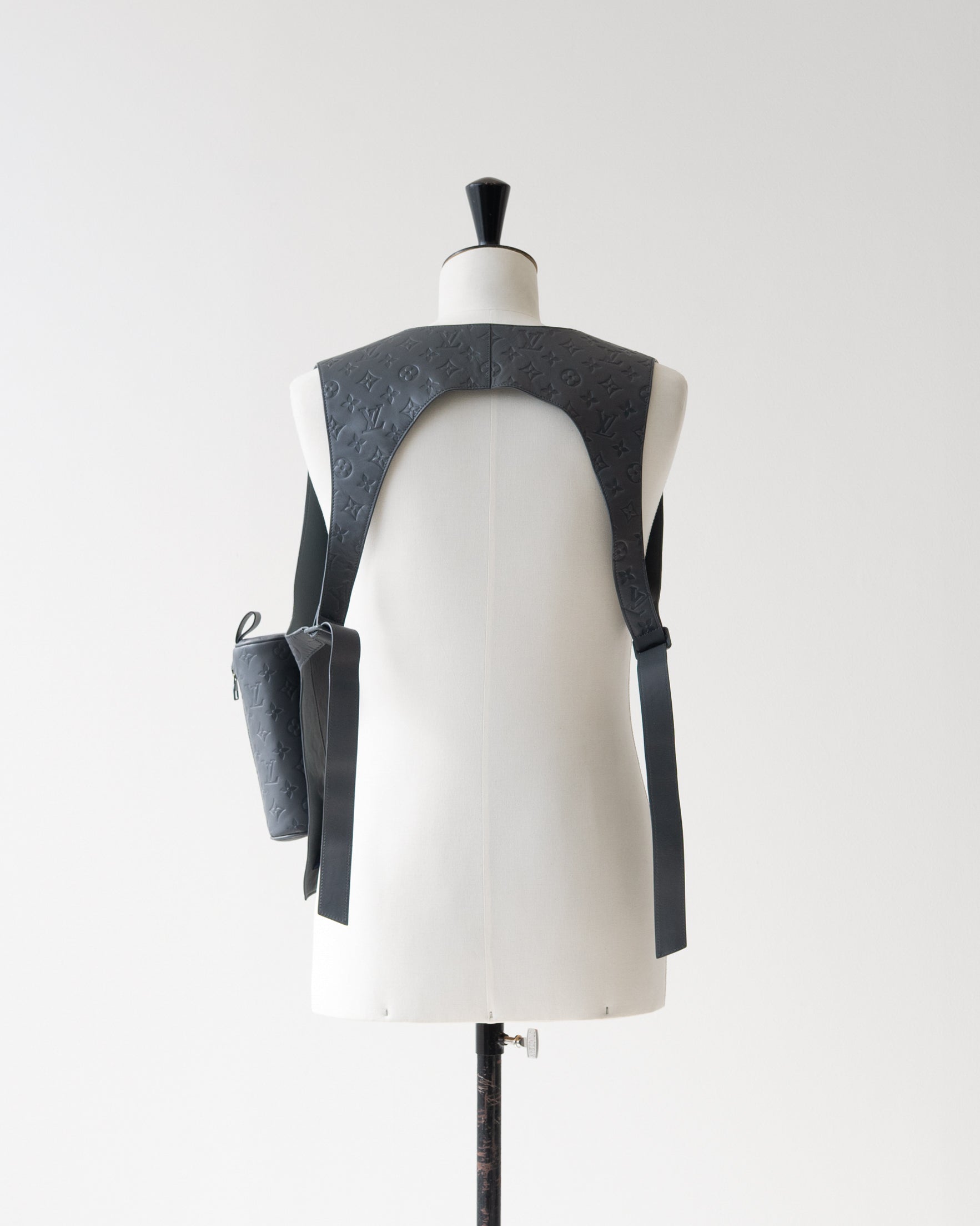 〈LOUIS VUITTON by Virgil Abloh〉Vest RM192M KRP HHL20W