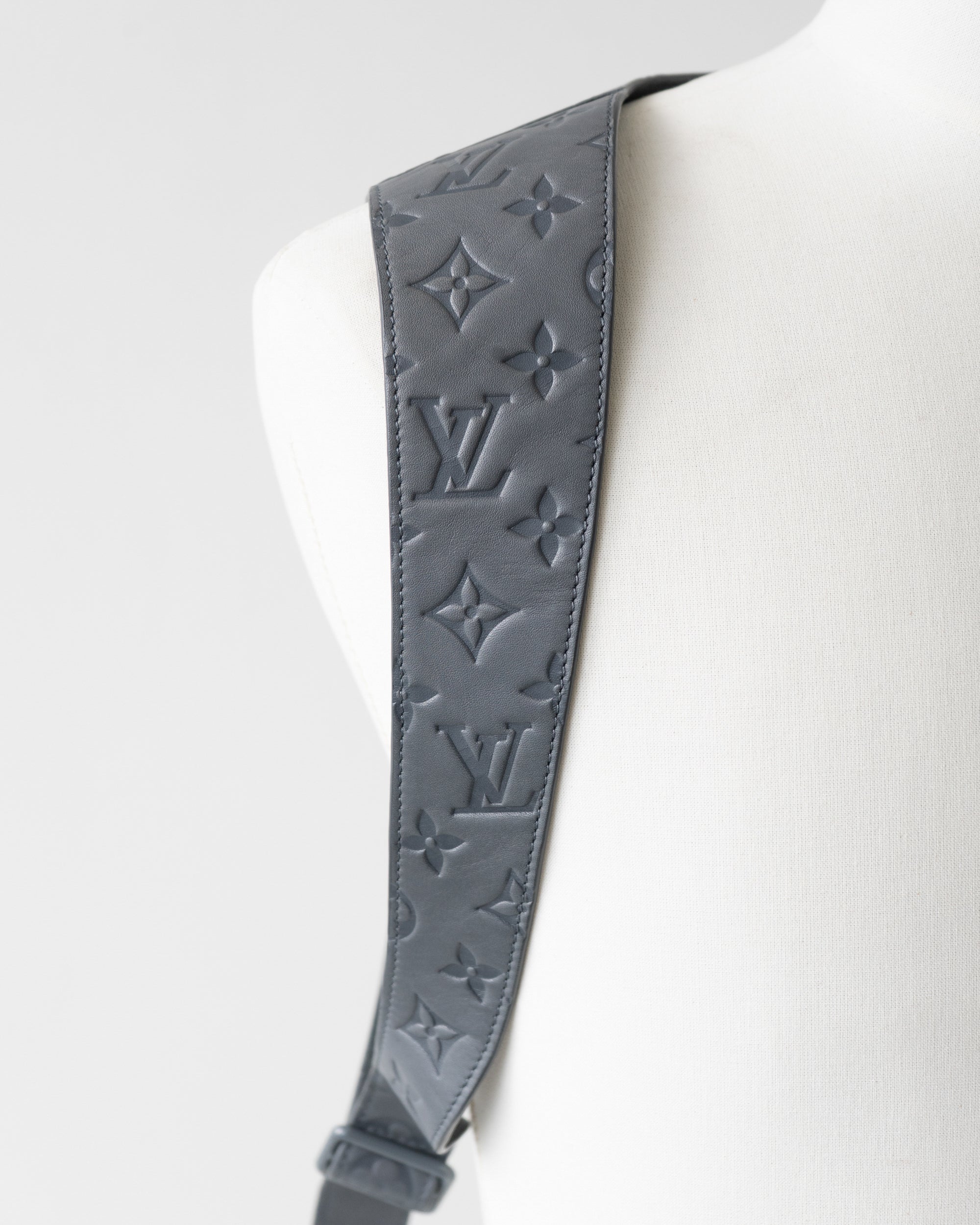 〈LOUIS VUITTON by Virgil Abloh〉Vest RM192M KRP HHL20W