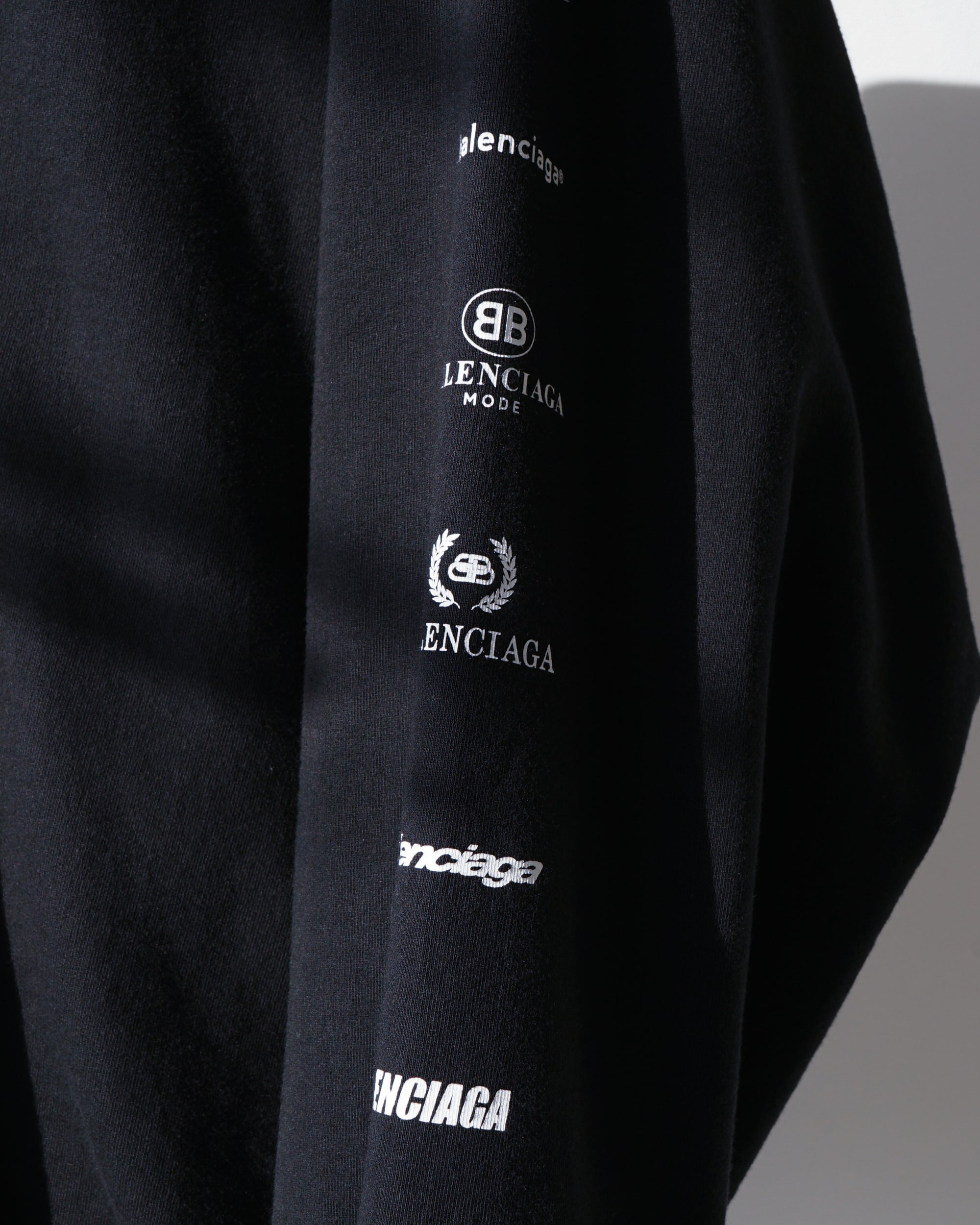 〈BALENCIAGA by Demna Gvasalia〉Archives Logos Hoodie 2022SS