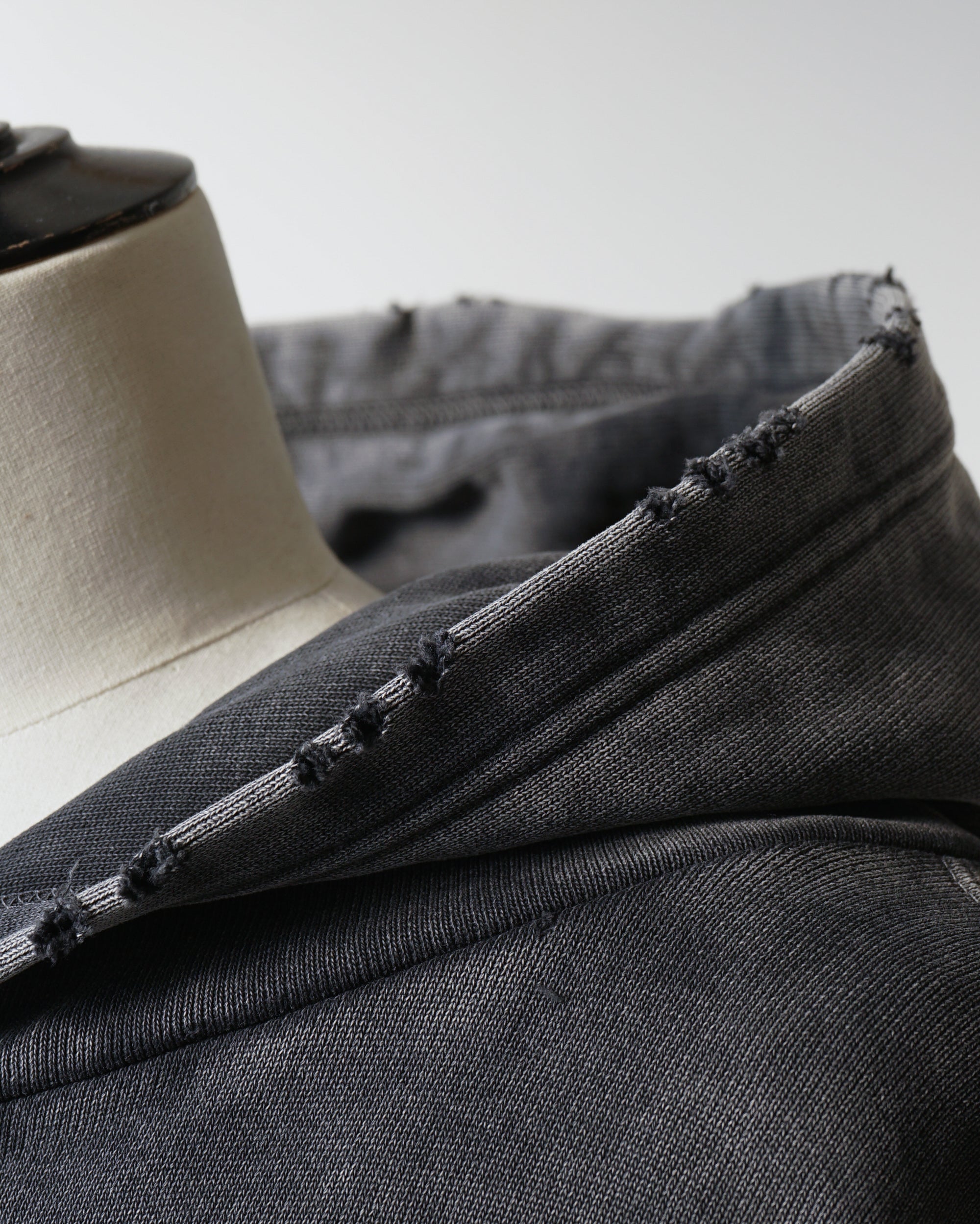〈BALENCIAGA by Demna Gvasalia〉Sun Fade Hoodie