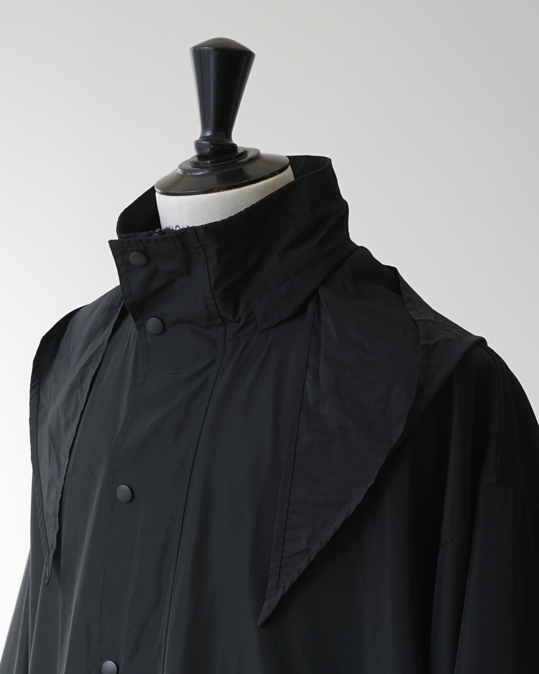 〈BALENCIAGA by Demna Gvasalia〉Wind Shell Jacket