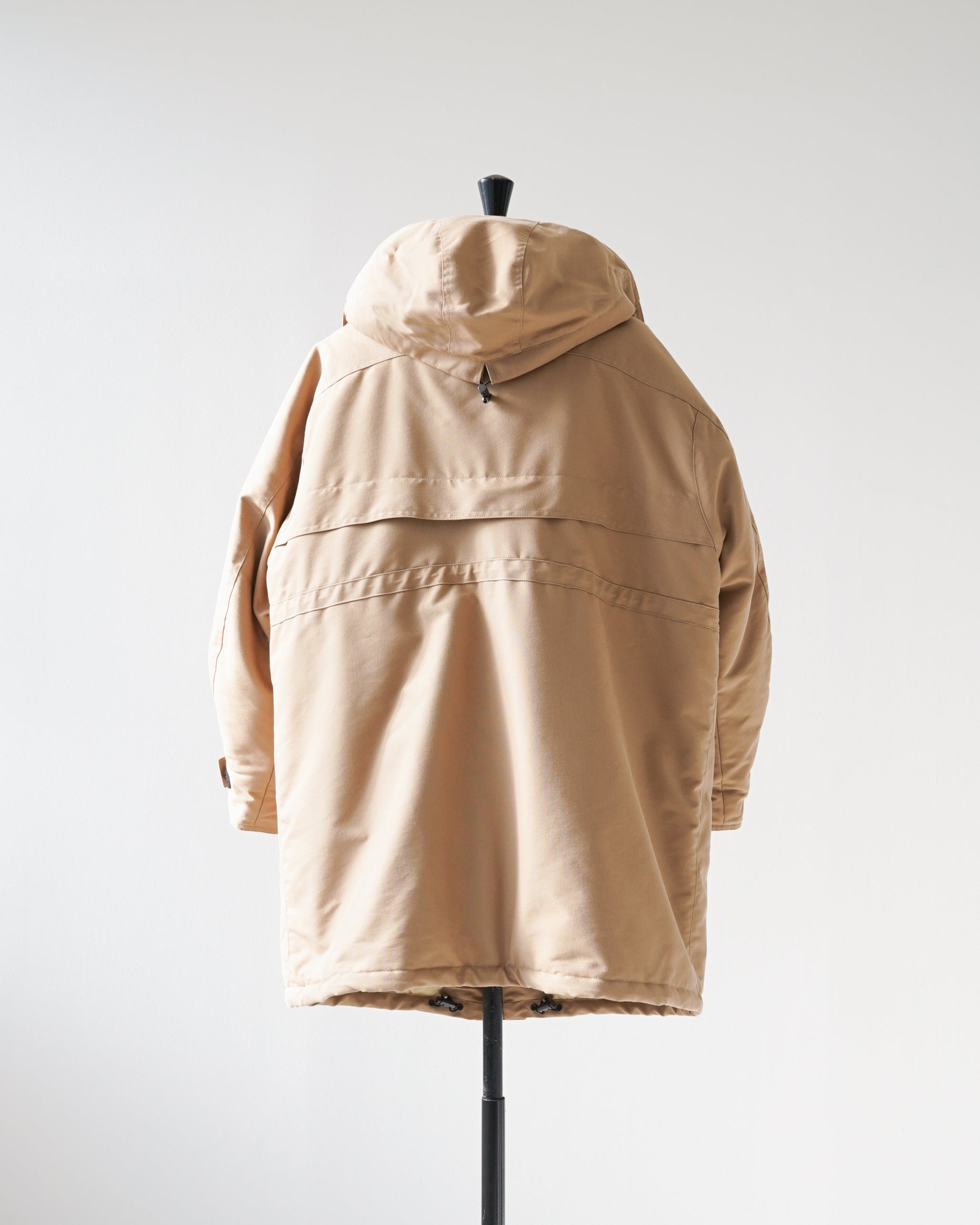 〈BALENCIAGA by Demna Gvasalia〉Padded Coat