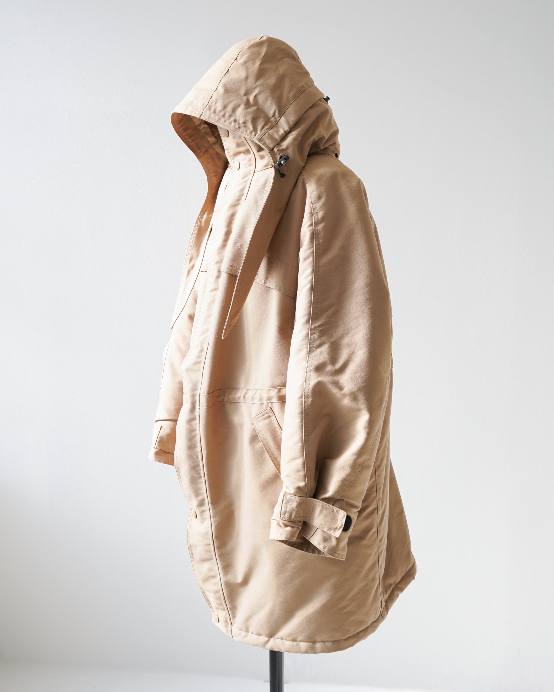 〈BALENCIAGA by Demna Gvasalia〉Padded Coat