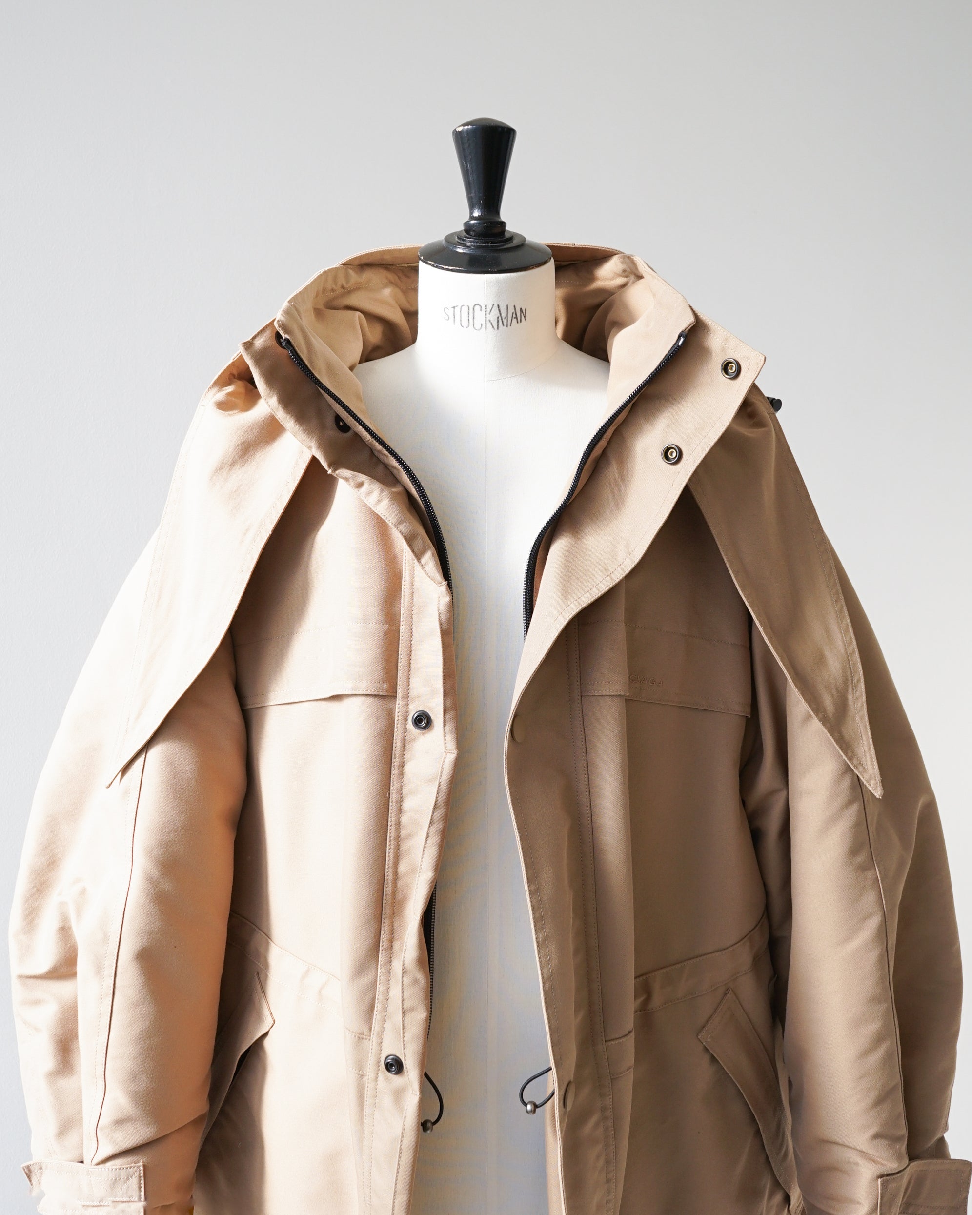 〈BALENCIAGA by Demna Gvasalia〉Padded Coat