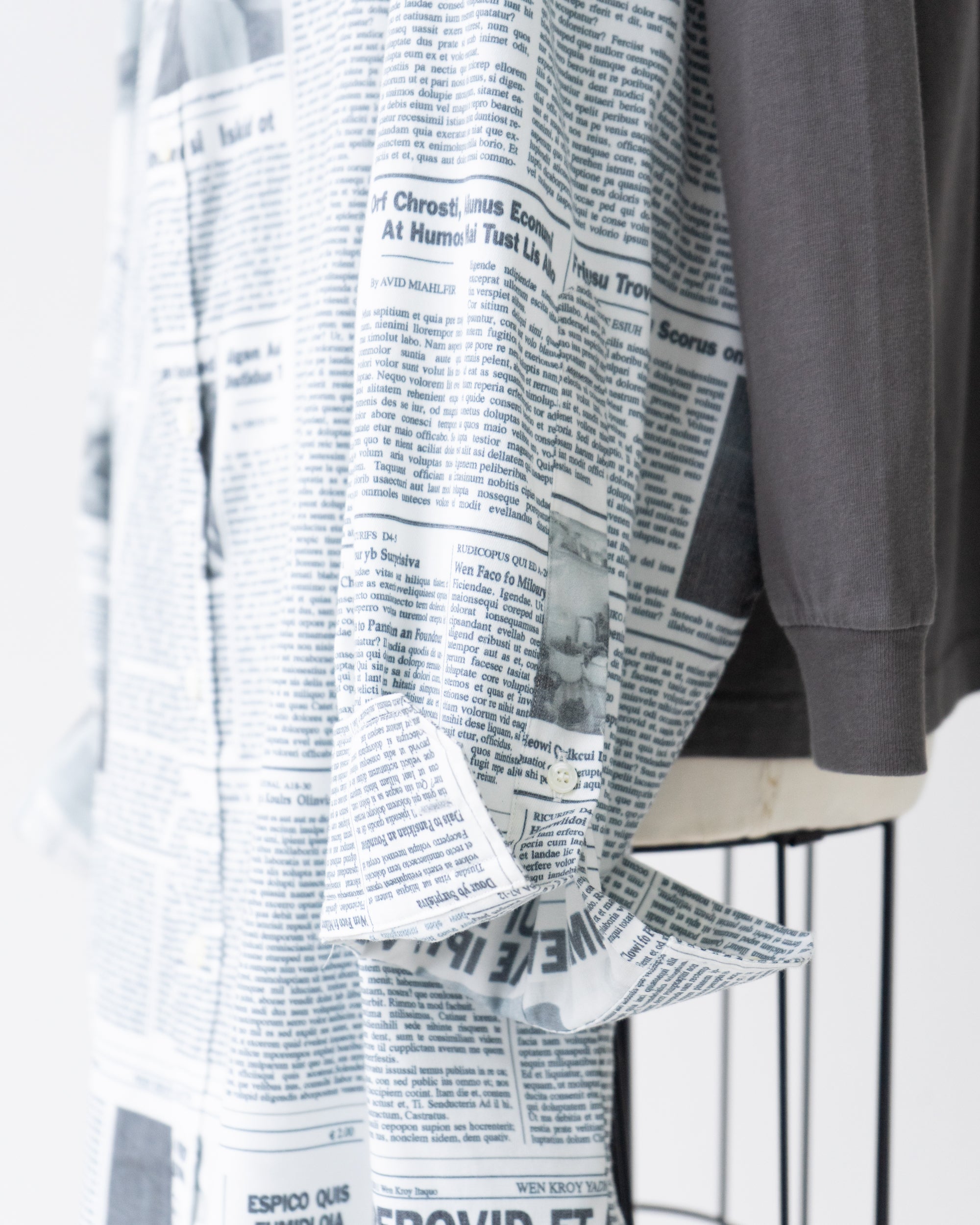 〈BALENCIAGA by Demna Gvasalia〉Docking Shirt T-shirt