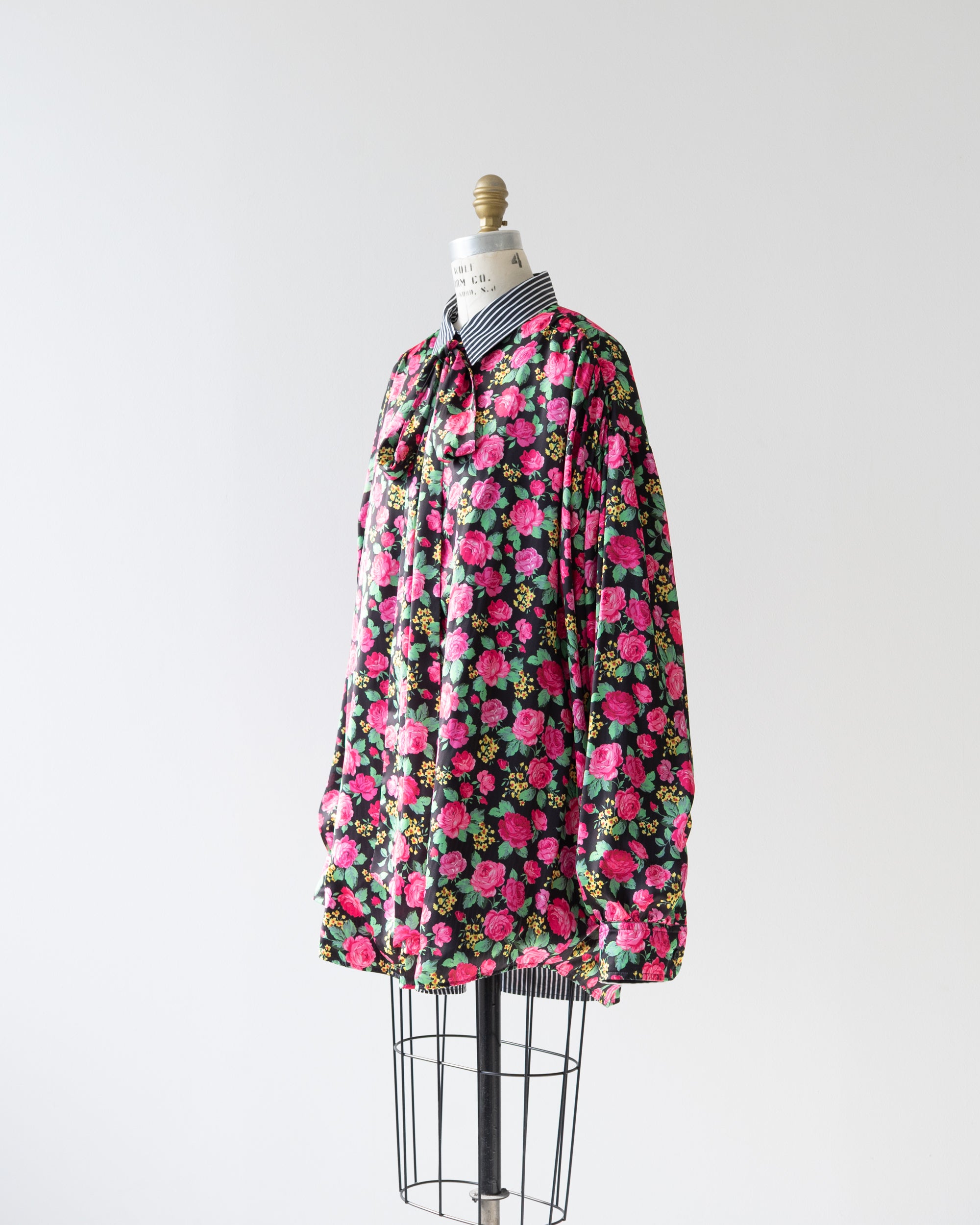 〈BALENCIAGA by Demna Gvasalia〉Shirt