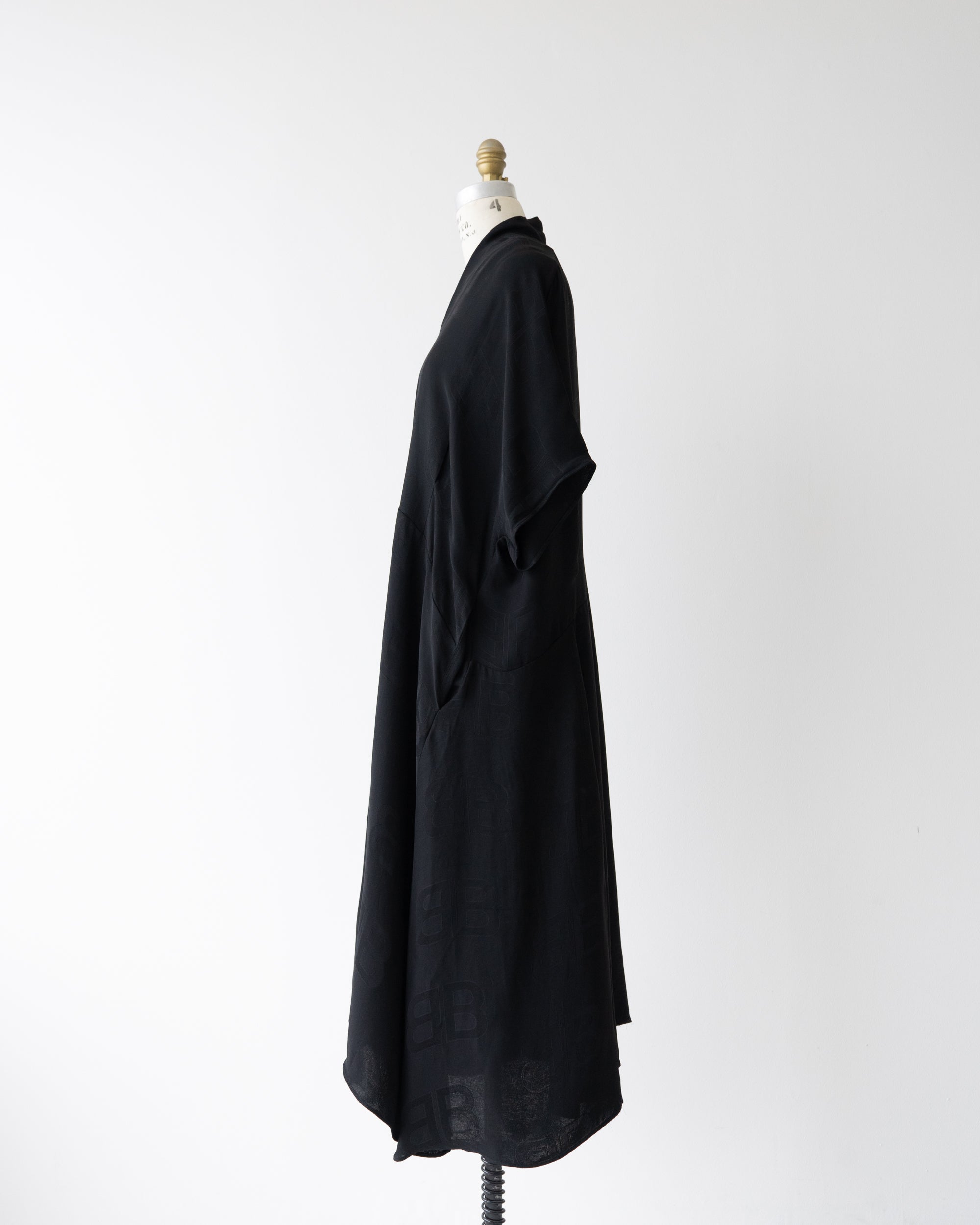 〈BALENCIAGA by Demna Gvasalia〉BB Logo Dress