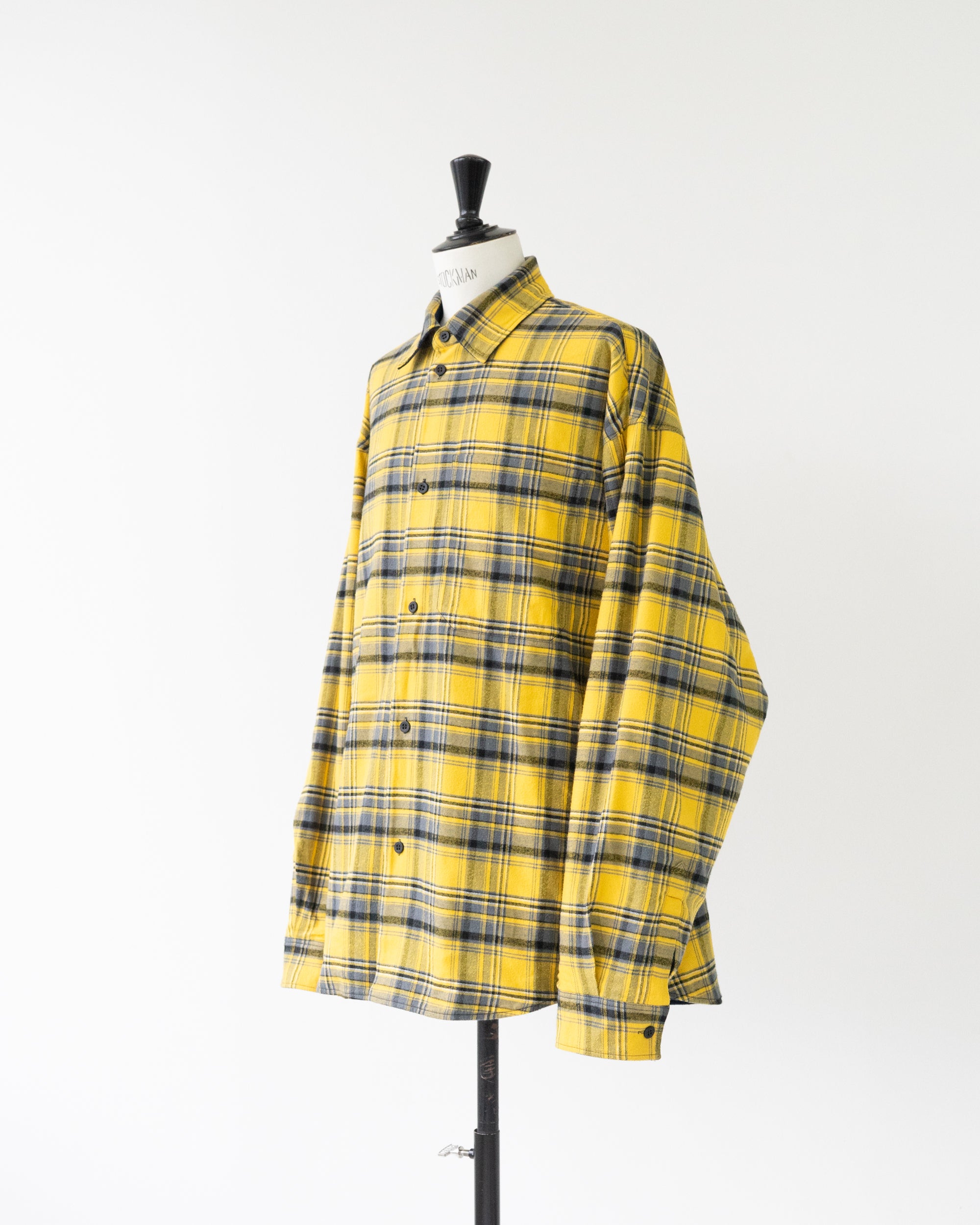 〈BALENCIAGA by Demna Gvasalia〉Reversible shirt