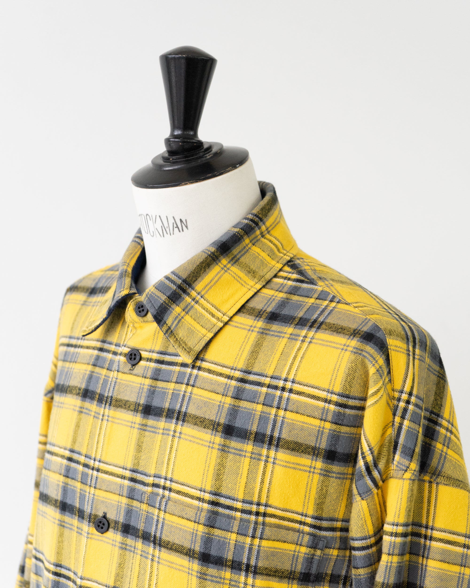 〈BALENCIAGA by Demna Gvasalia〉Reversible shirt