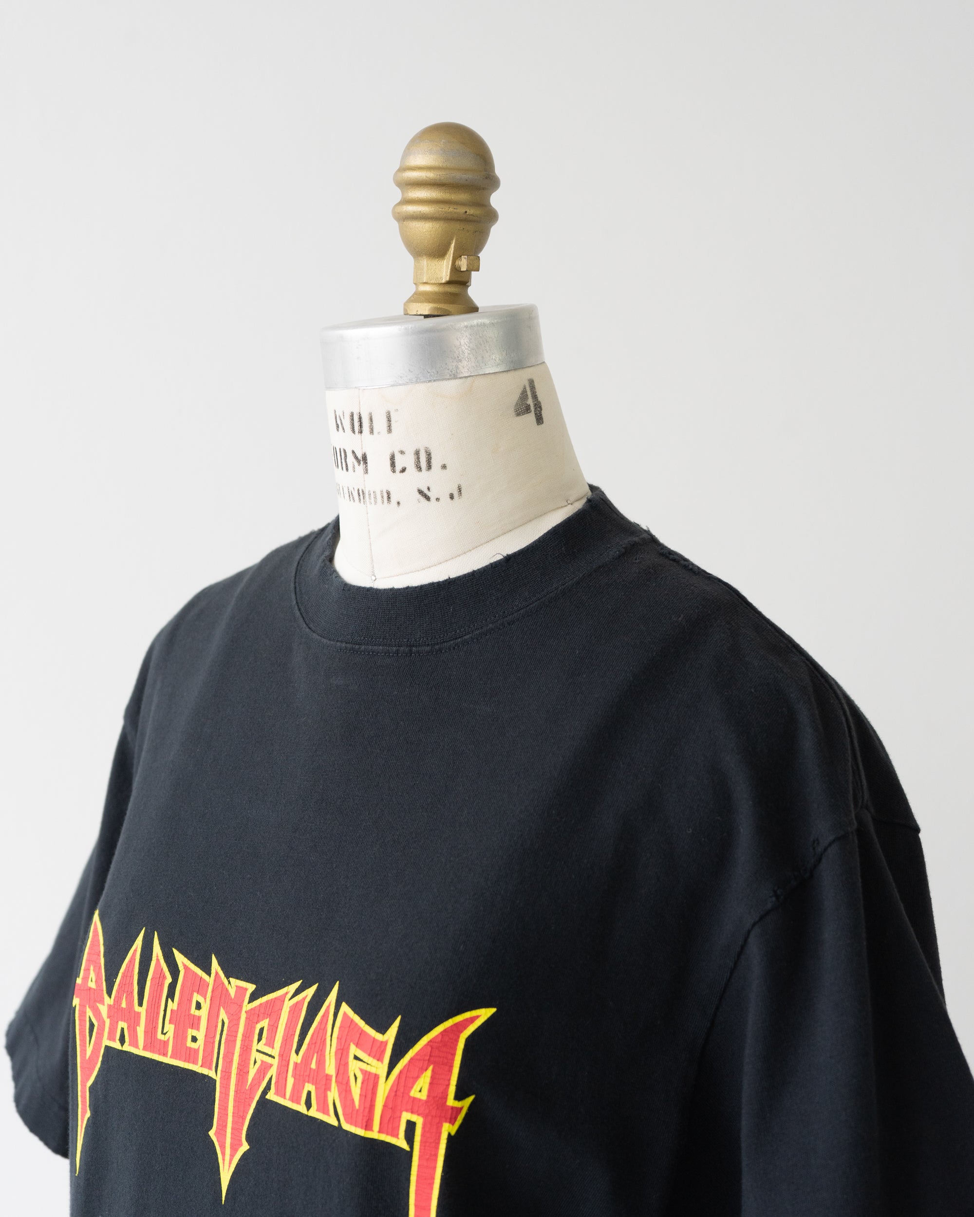 〈BALENCIAGA by Demna Gvasalia〉One piece