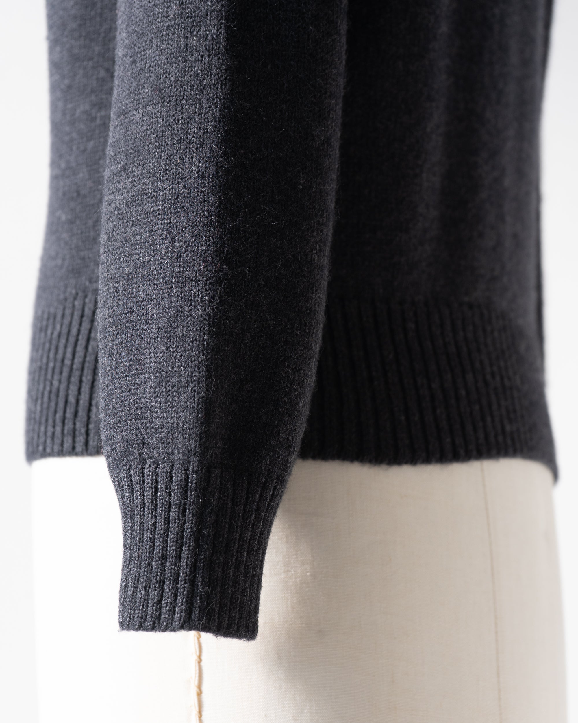 〈COMME des GARCONS〉Logo Sweater