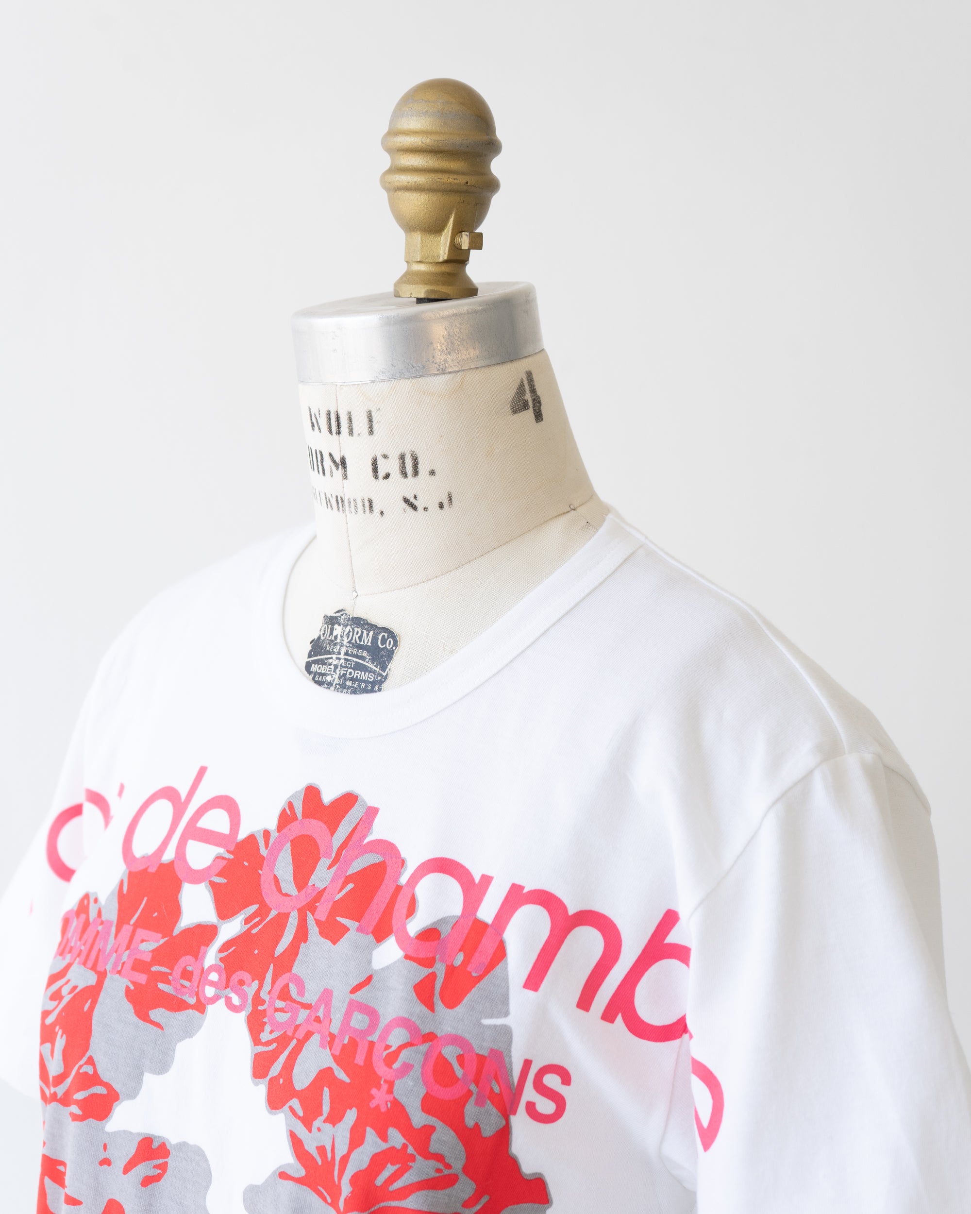 〈robe de chambre COMME des GARCONS〉T-shirt AD1999