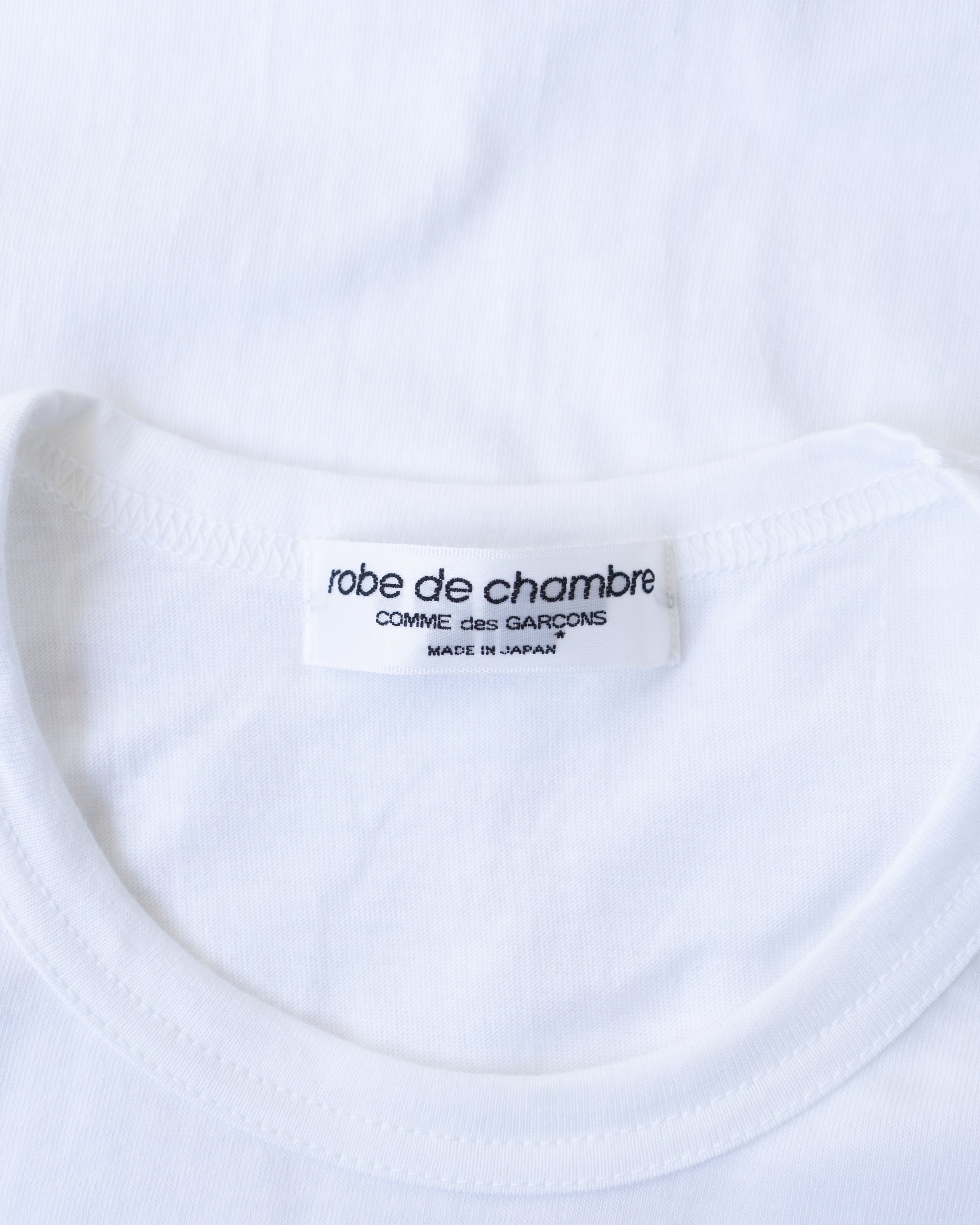 〈robe de chambre COMME des GARCONS〉T-shirt AD1999