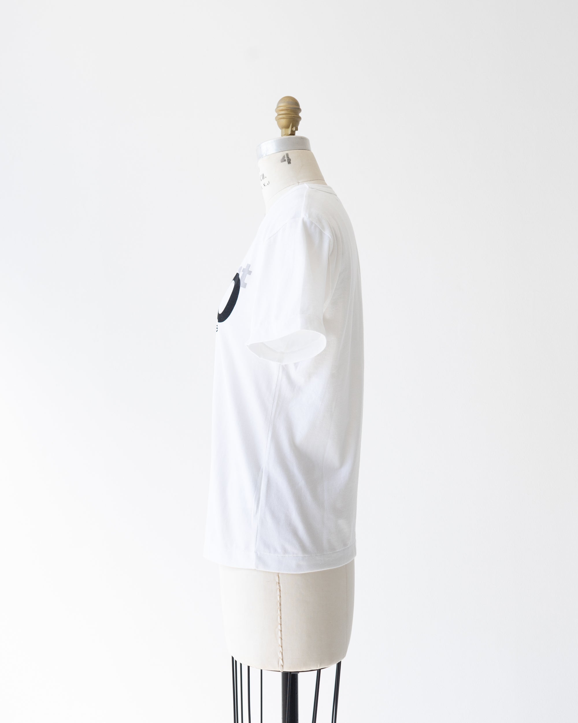 〈robe de chambre COMME des GARCONS〉T-shirt