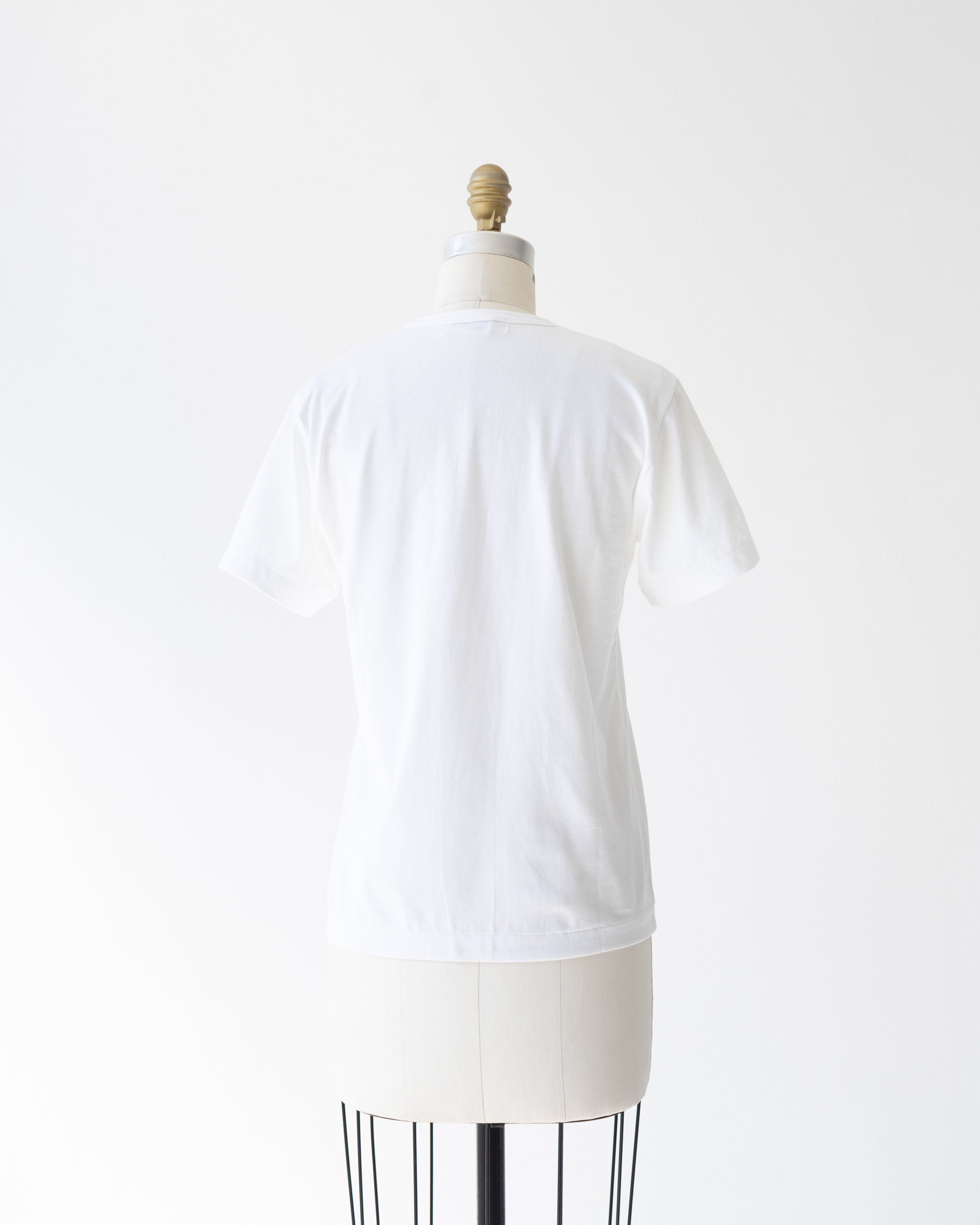 〈robe de chambre COMME des GARCONS〉T-shirt