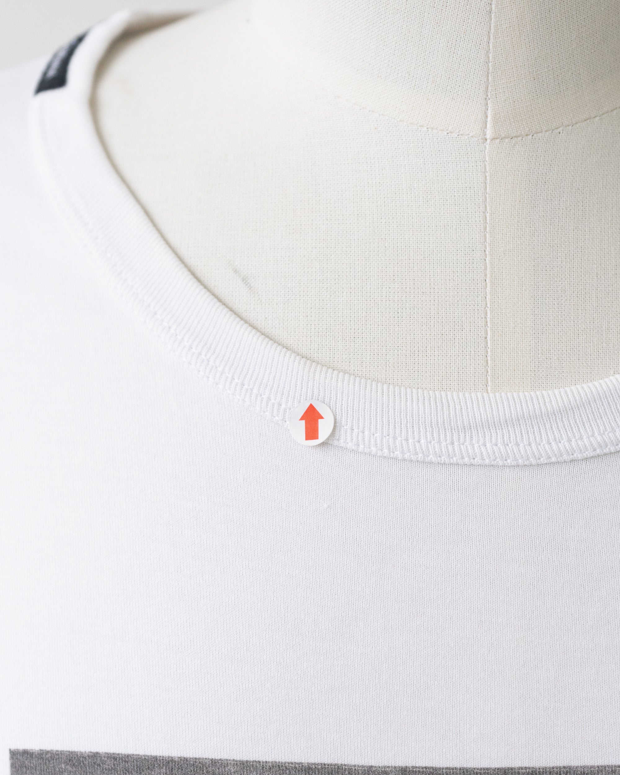 〈DOLCE&GABBANA〉T-shirt