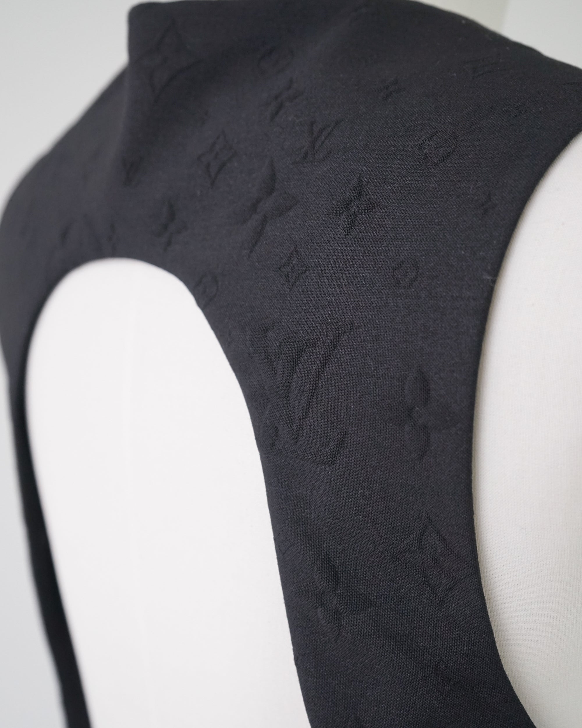 〈LOUIS VUITTON by Virgil Abloh〉Monogram Asymmetry Vest