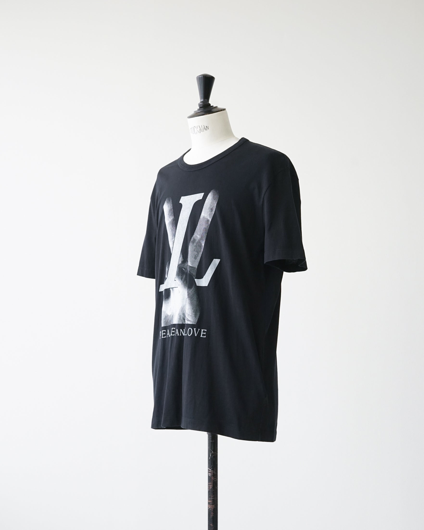 〈LOUIS VUITTON by Kim Jones〉PEACE AND LOVE T-shirt RM182 FMB HFY79W