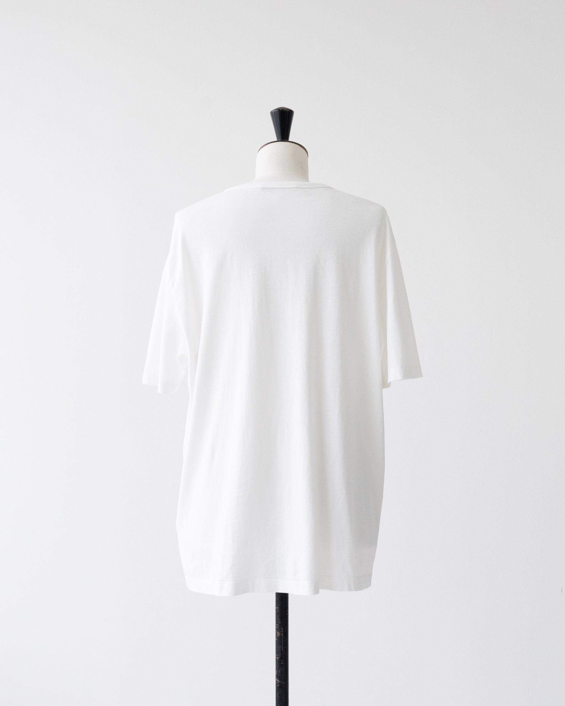 〈LOUIS VUITTON by Kim Jones〉PEACE AND LOVE T-shirt RM182 FMB HFY79W