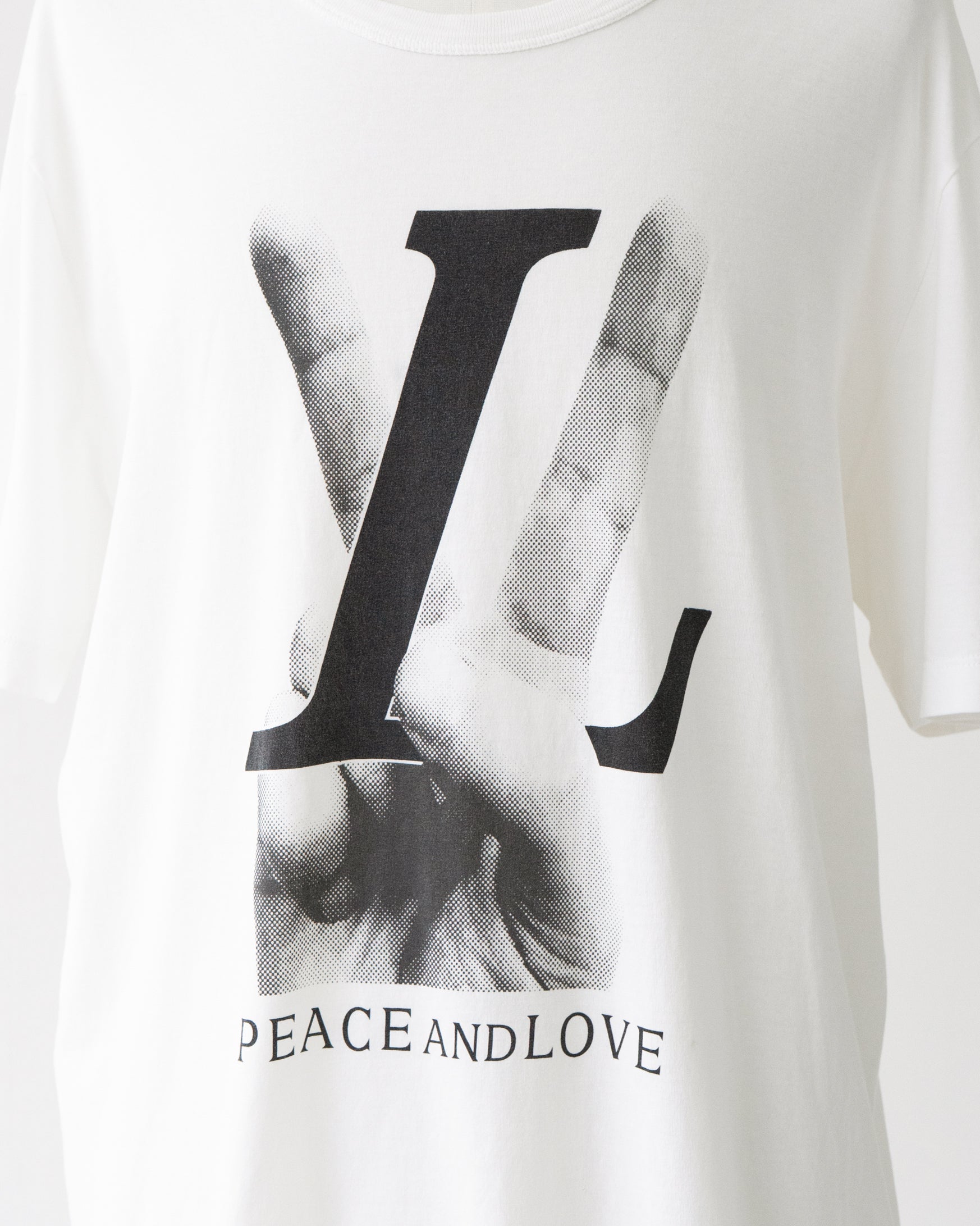 〈LOUIS VUITTON by Kim Jones〉PEACE AND LOVE T-shirt RM182 FMB HFY79W