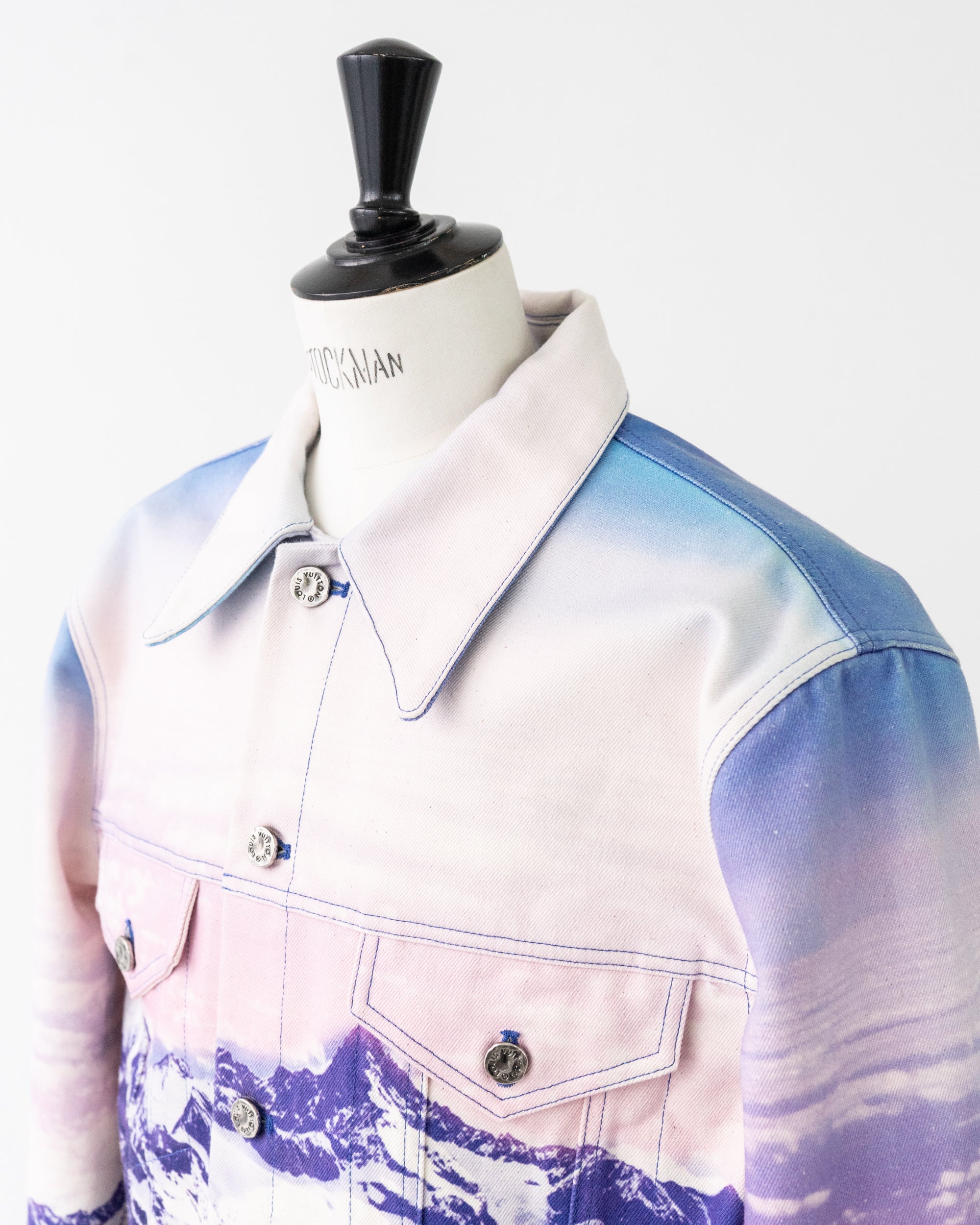 〈LOUIS VUITTON by Virgil Abloh〉All-over print denim jacket RM221 J85 HMA80W