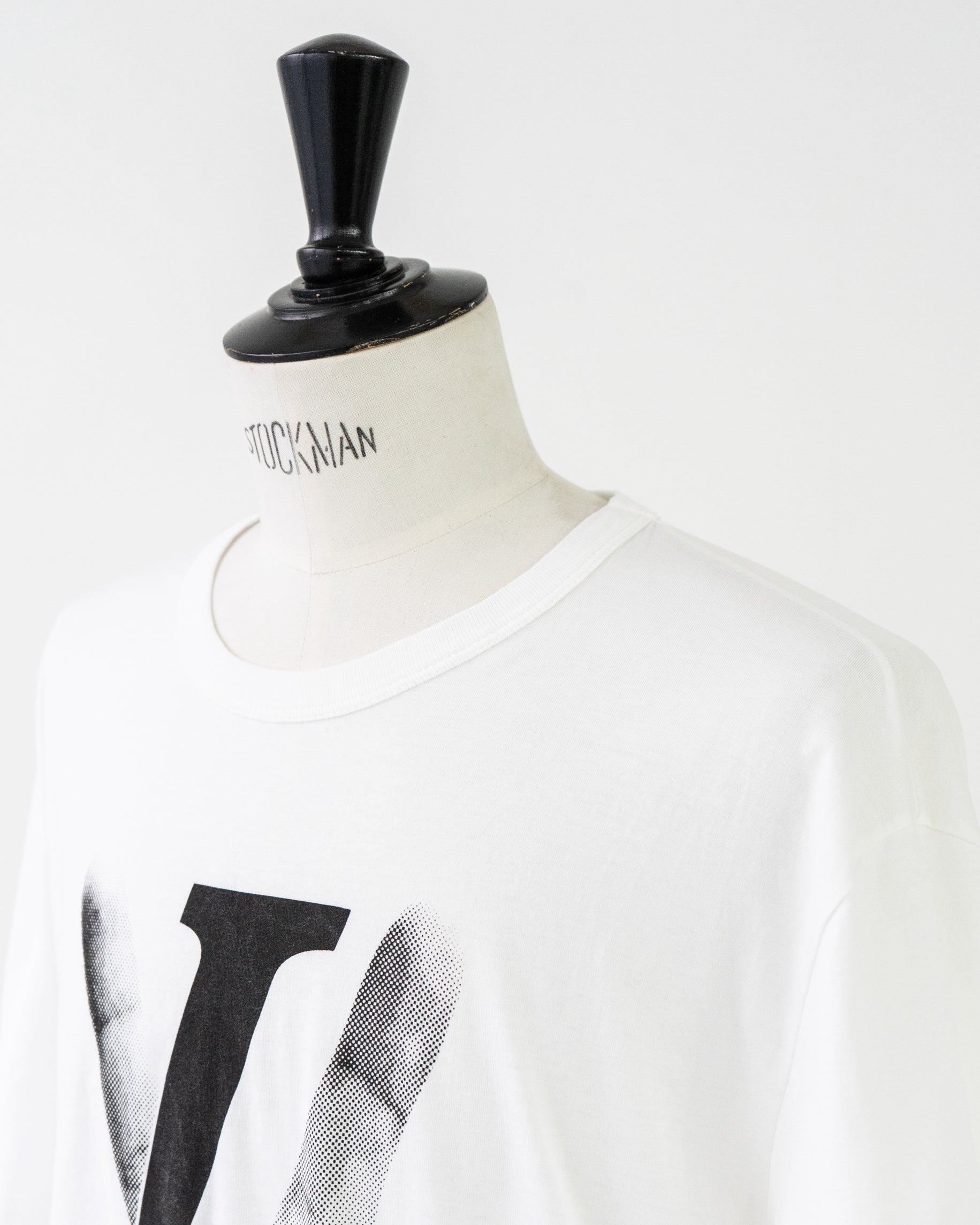 〈LOUIS VUITTON by Kim Jones〉PEACE AND LOVE T-shirt RM182 FMB HFY79W 18AW