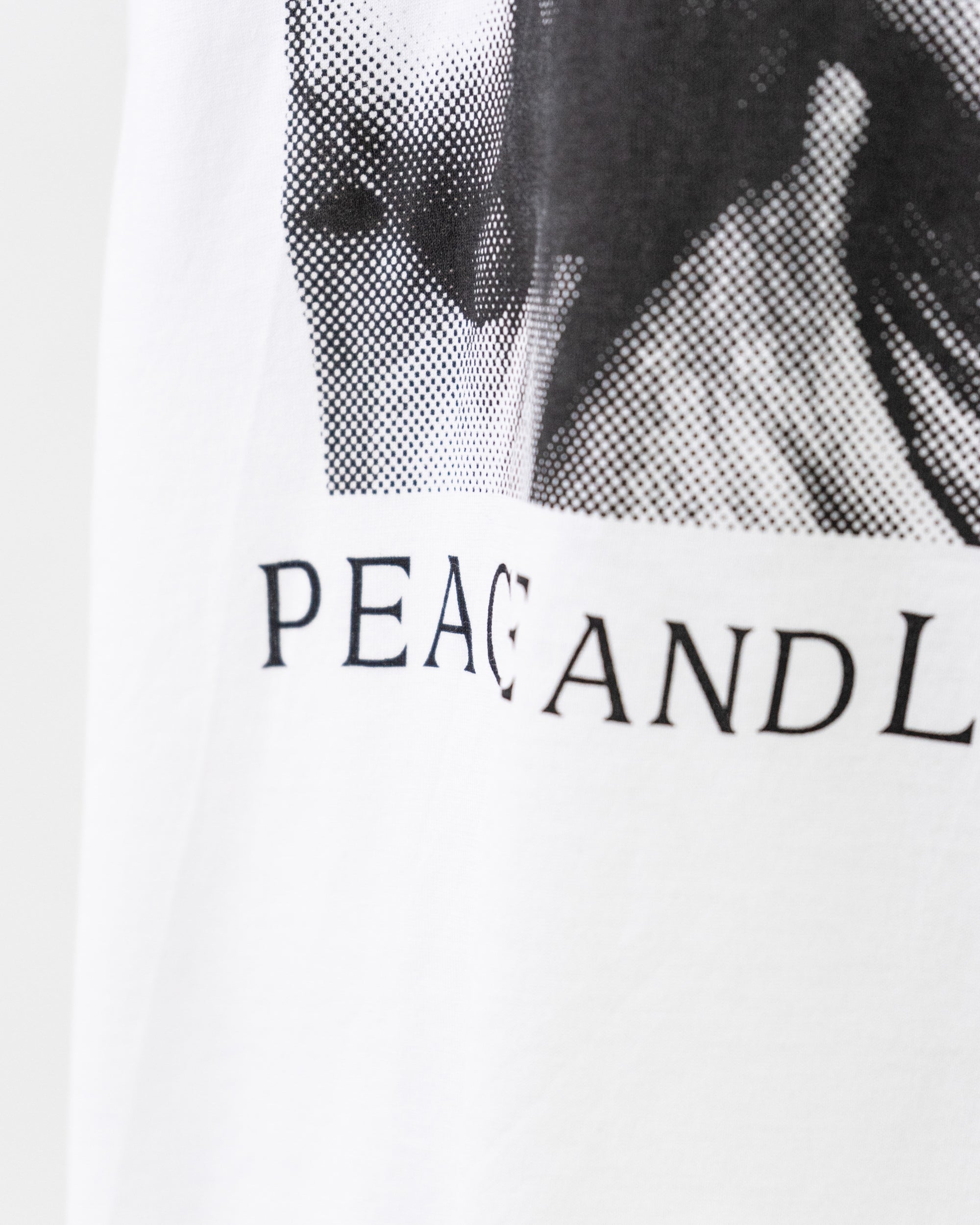 〈LOUIS VUITTON by Kim Jones〉PEACE AND LOVE T-shirt RM182 FMB HFY79W 18AW