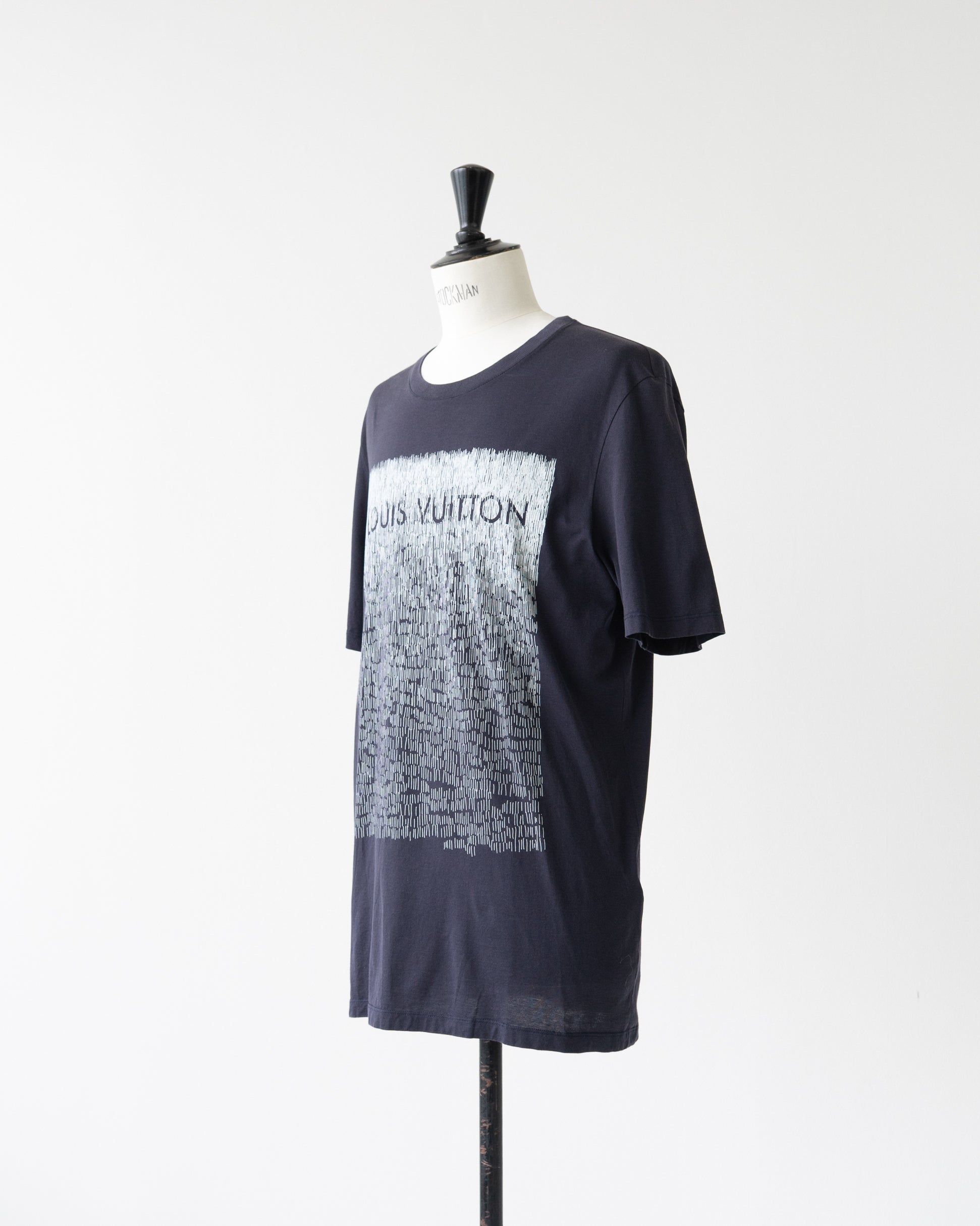 〈LOUIS VUITTON 〉T-shirt RM121M H1JR 14JEZ