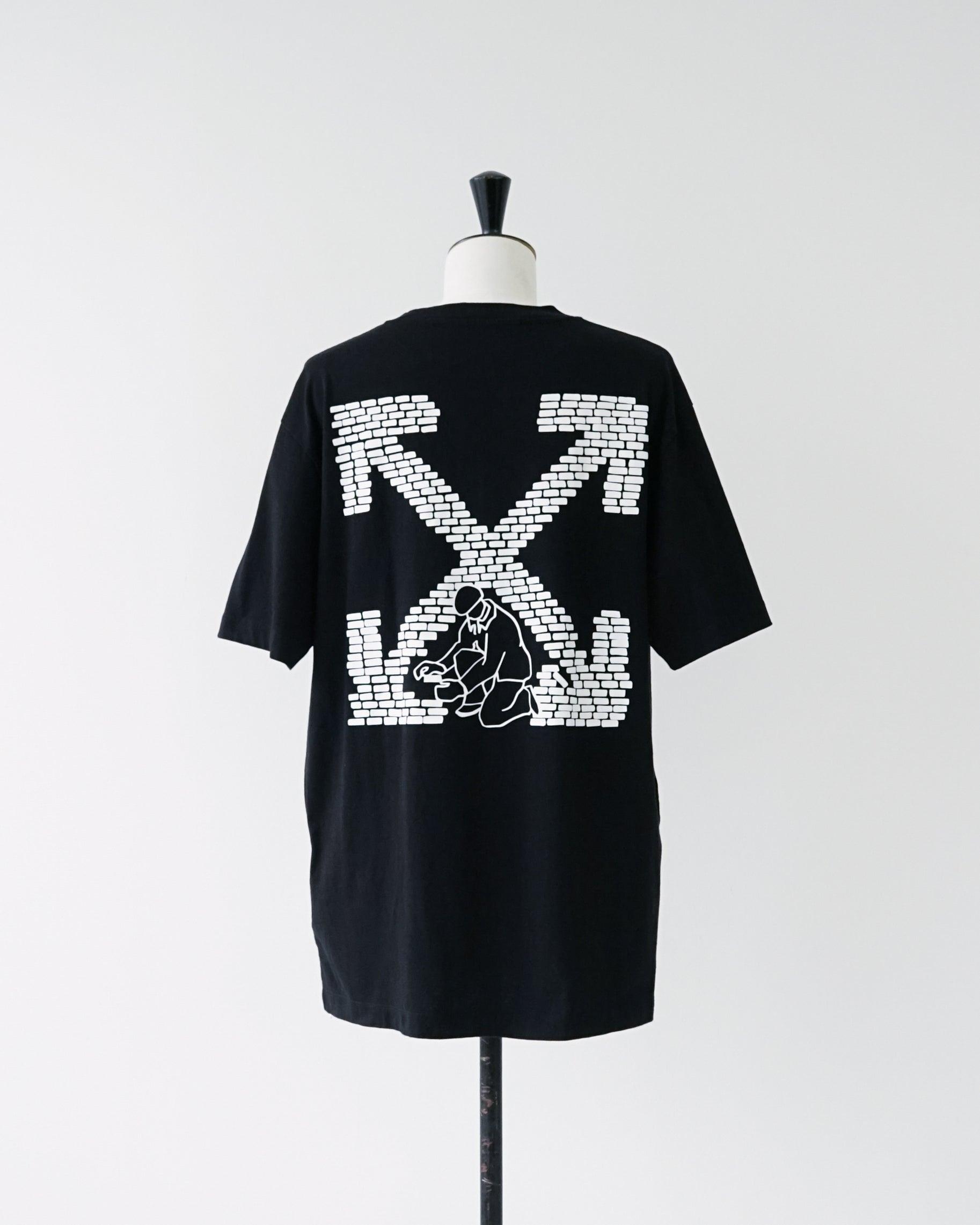 〈OFF-WHITE by Virgil Abloh〉T-shirt