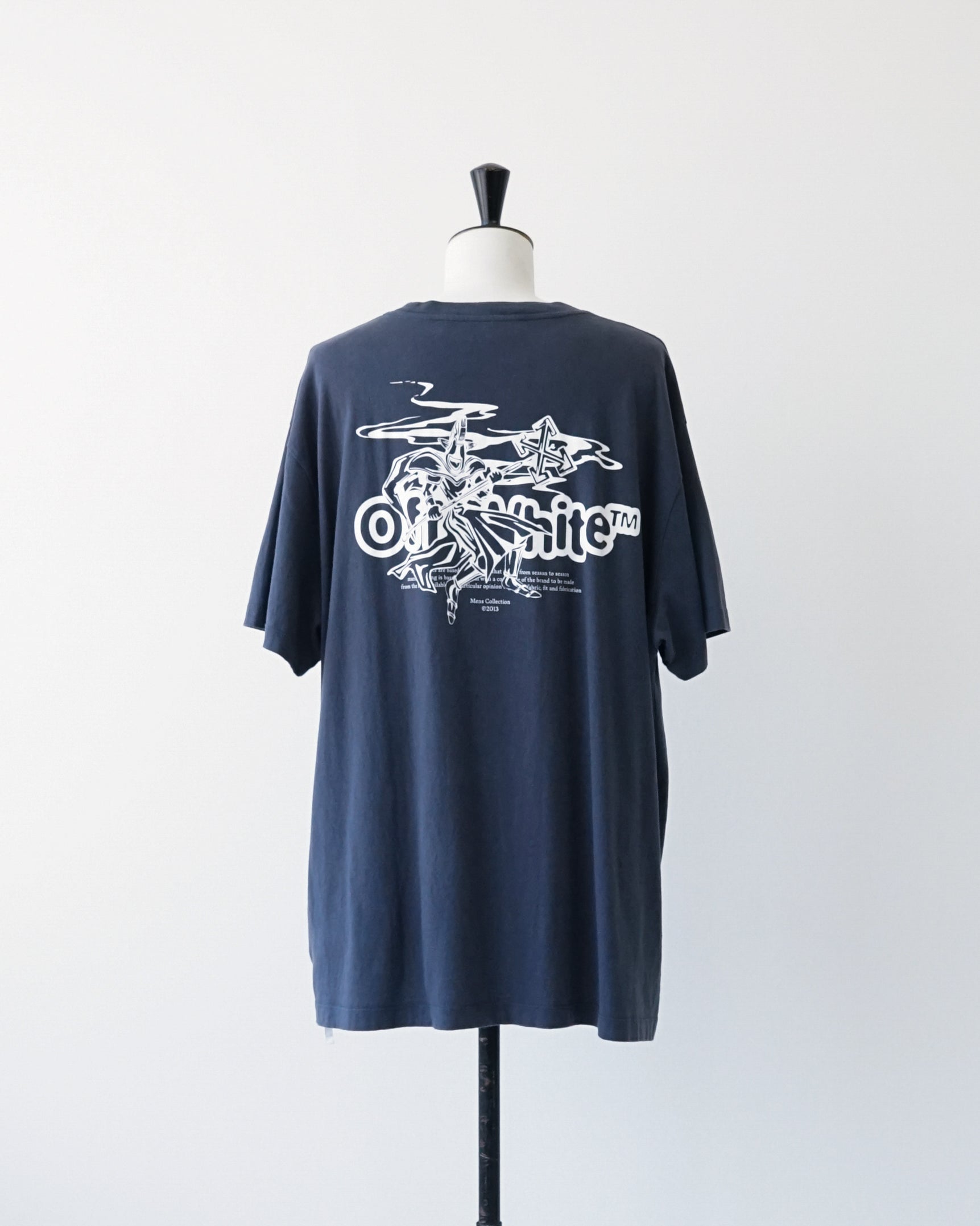 〈OFF-WHITE by Virgil Abloh〉T‐shirt