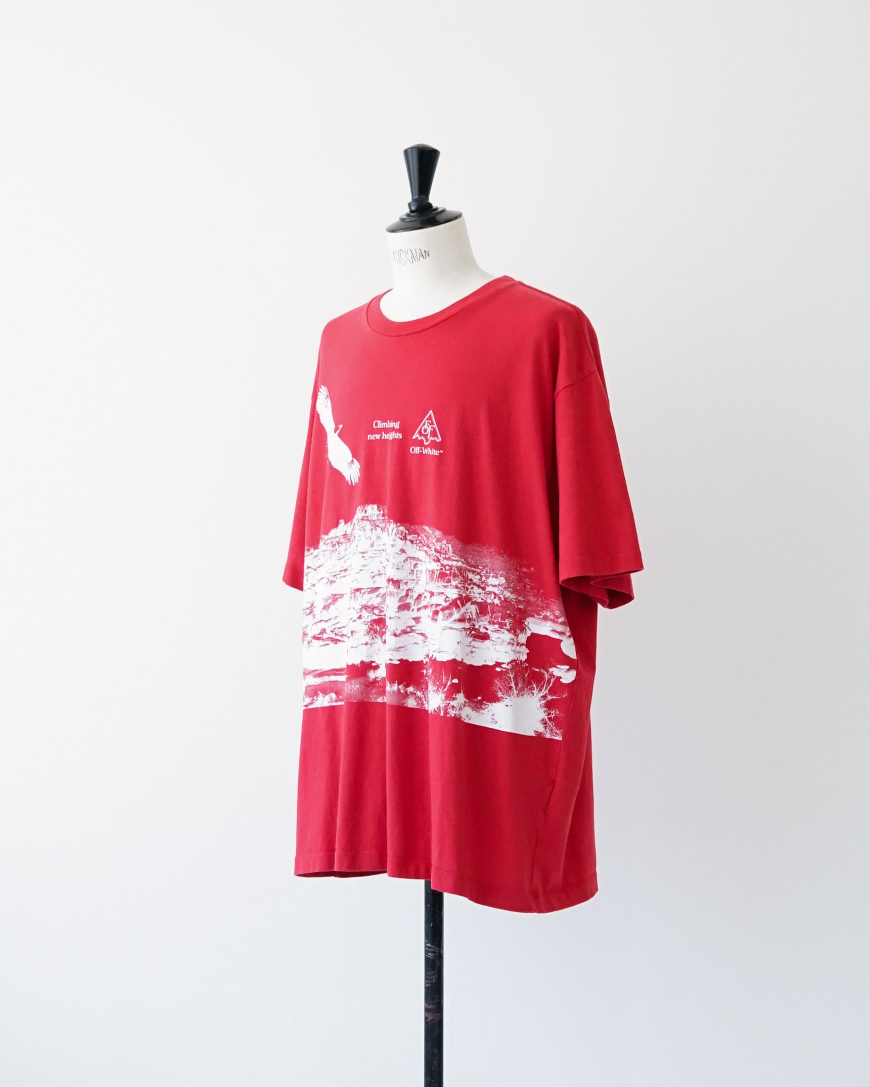 〈OFF-WHITE by Virgil Abloh〉T‐shirt