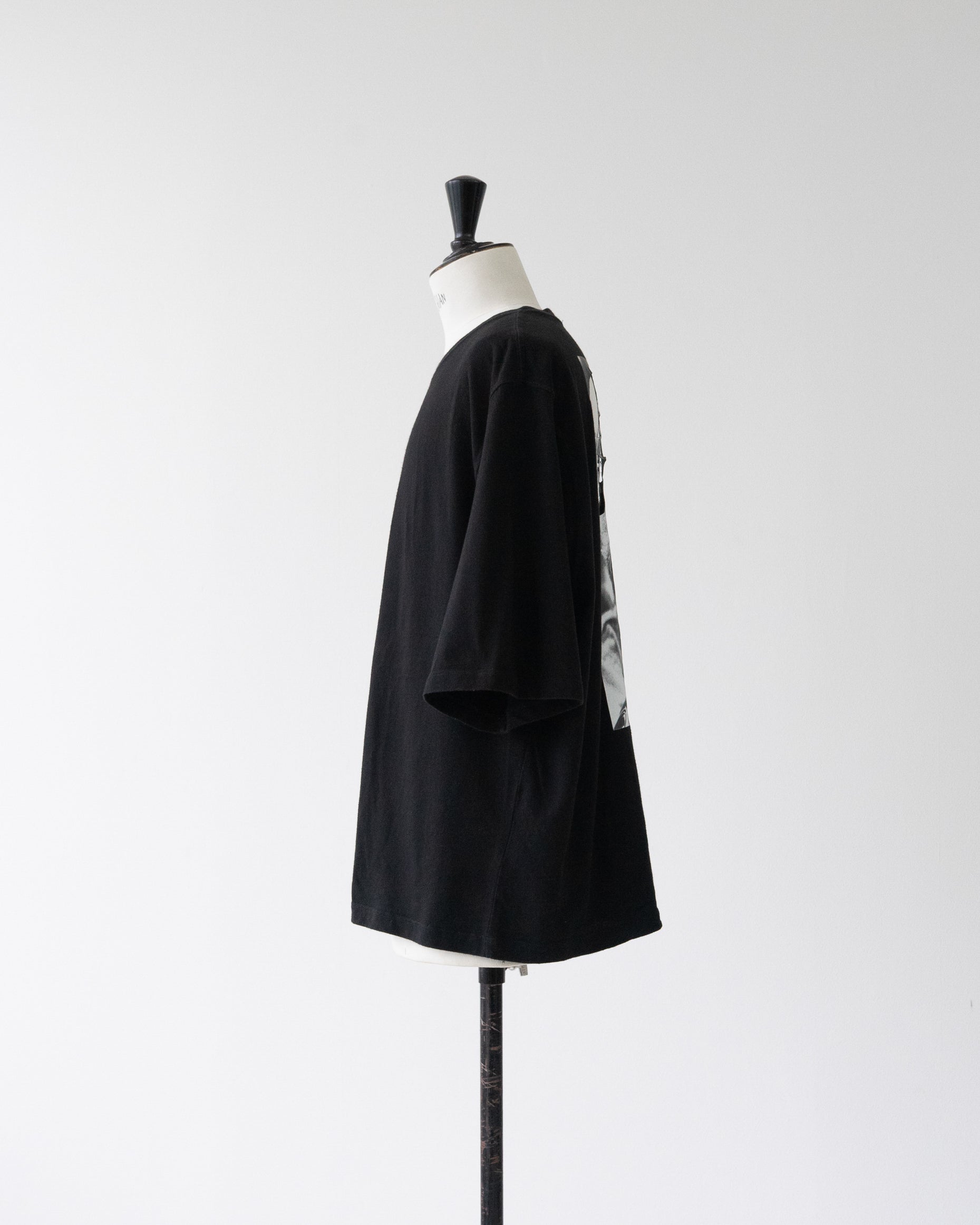 〈RAF SIMONS〉CROPPED T-SHIRT WITH CUT OUTS T-shirt 2019SS