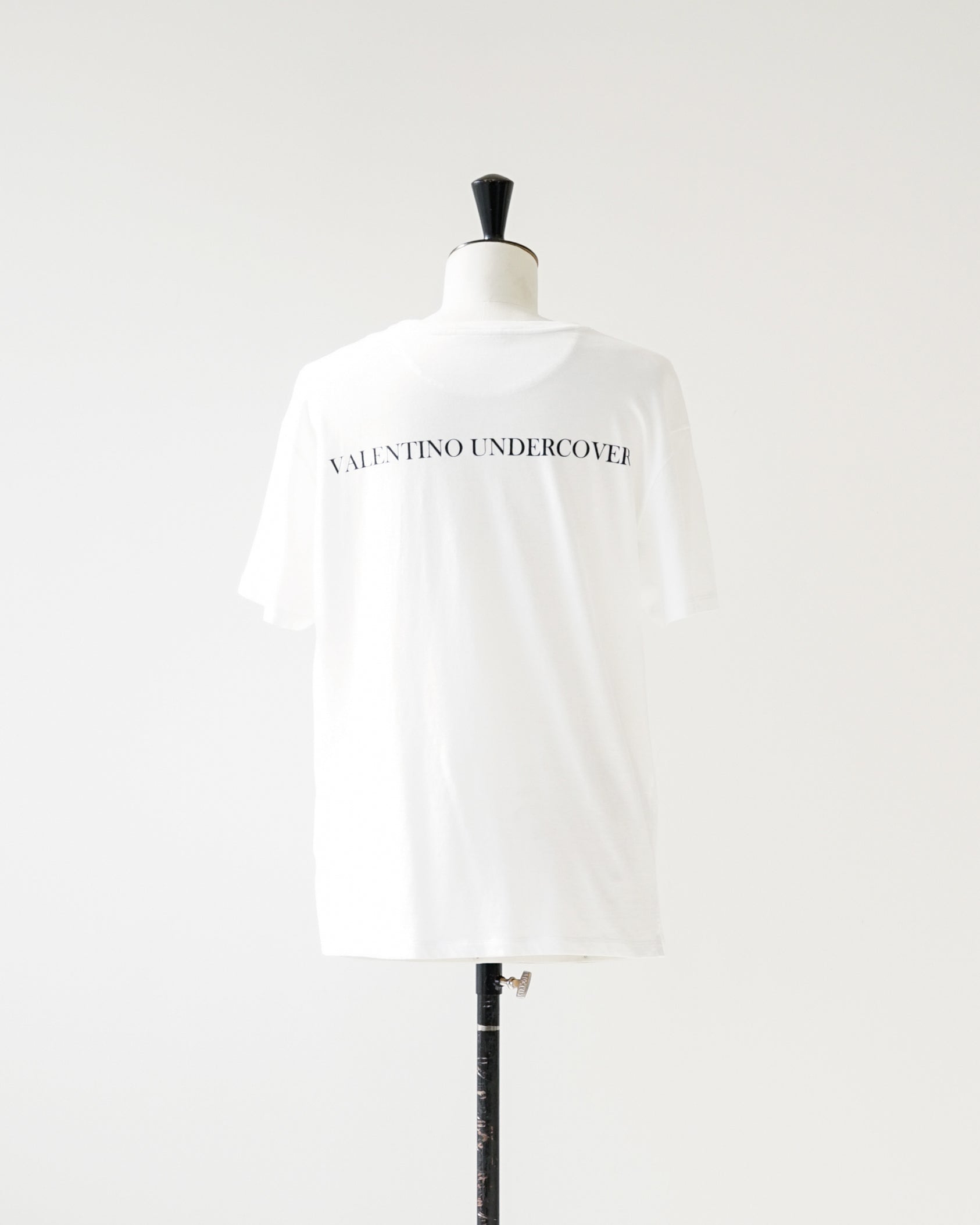 〈VALENTINO × UNDERCOVER 〉T‐shirt
